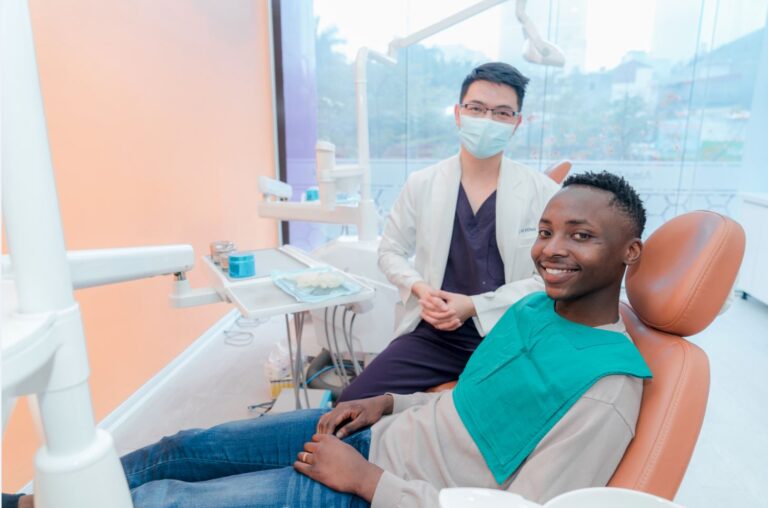 An international patient with the Alisa Dental team