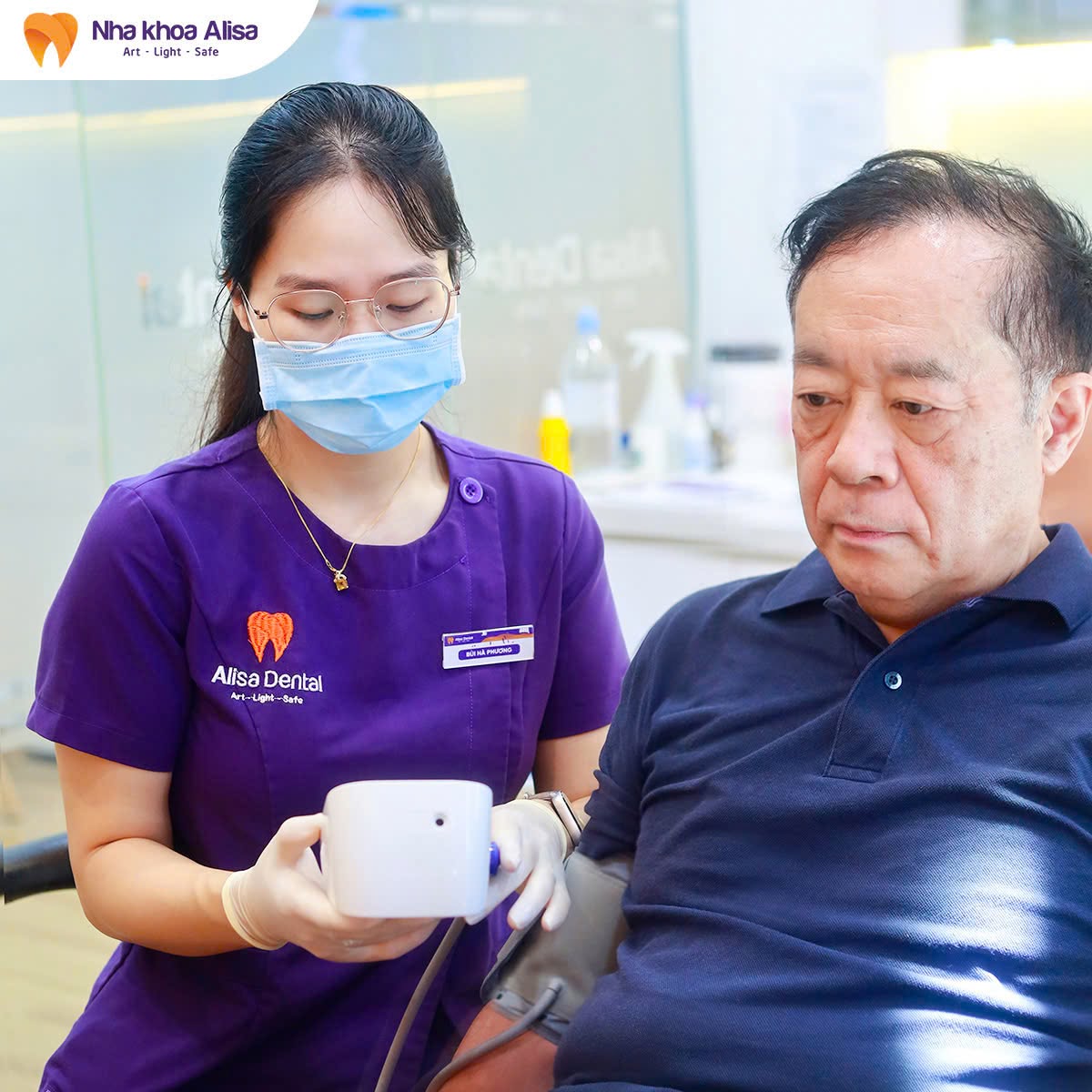 What is an Implants Dentist?